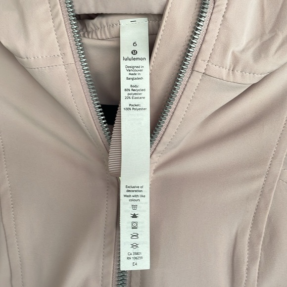 Lululemon Pack it up jacket Size 6 - Picture 8 of 9
